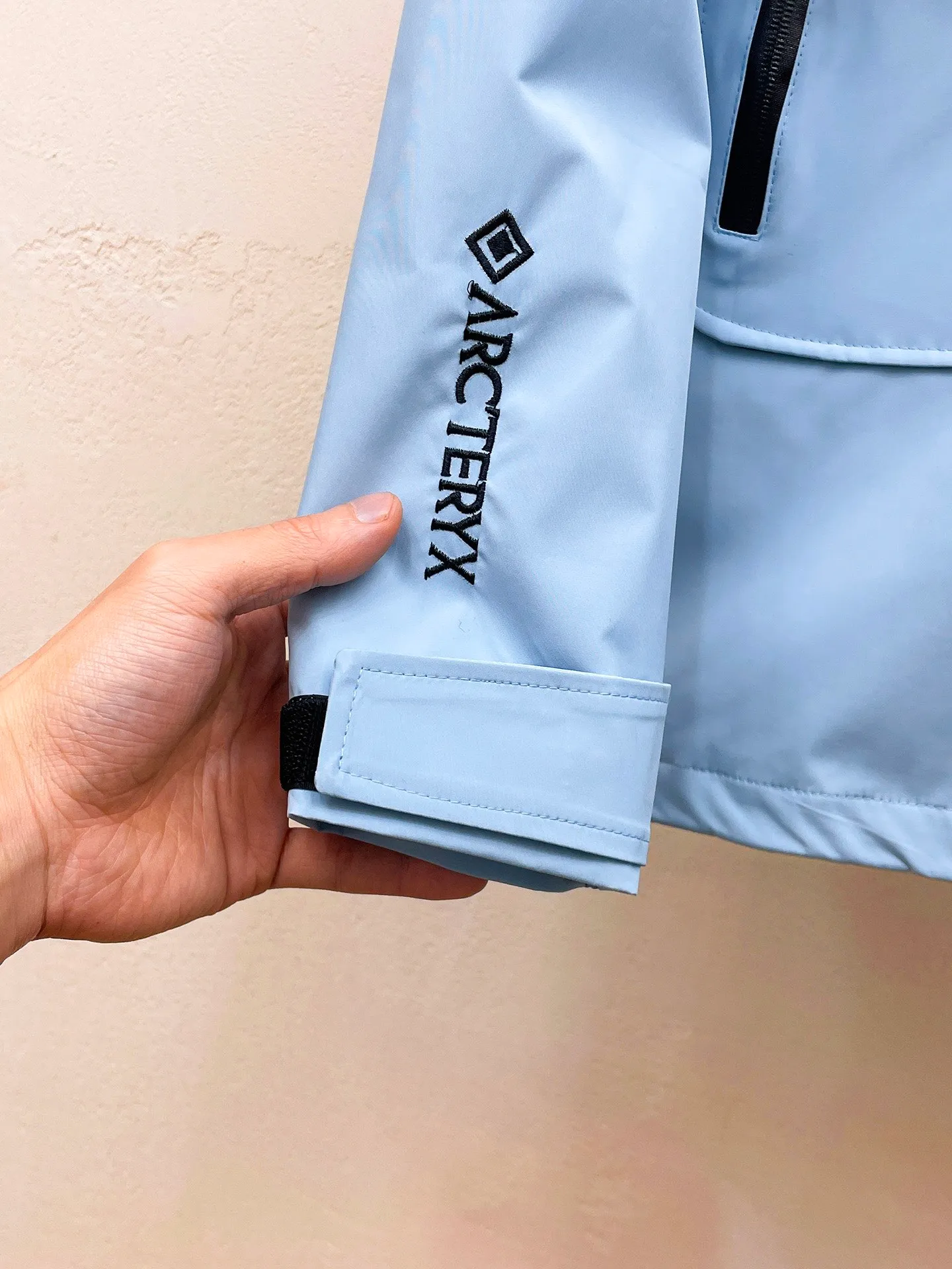 Same Style， ， 2026 New Arrival ， Original Premium Breathable ， ， ， Quality。 ， Sizes：M～3XL，